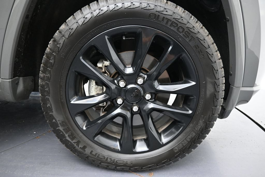 Used 2022 Jeep Grand Cherokee Laredo X AWD/4WD image 33