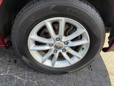 Used 2019 Dodge Grand Caravan SXT FWD image 29