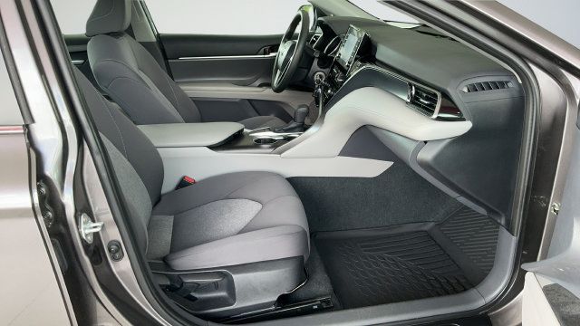 Used 2023 Toyota Camry LE FWD image 23