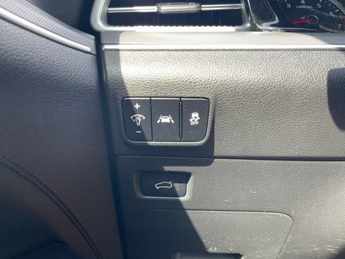 Used 2022 Kia K5 LXS FWD image 24