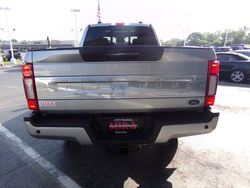 Used 2022 Ford F250 Platinum w/ FX4 Off-Road Package AWD/4WD image 5