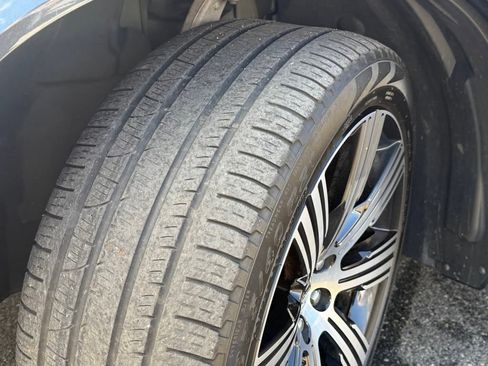 Used 2022 Volvo XC90 T8 Inscription image 11