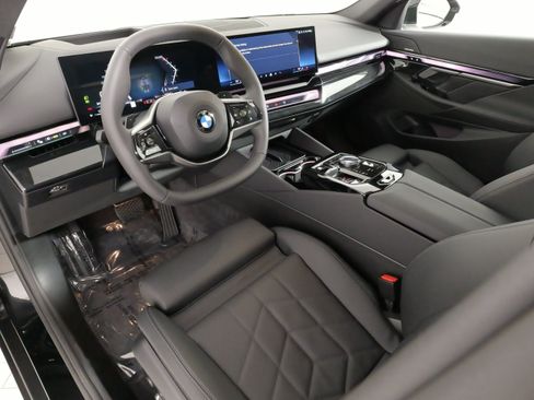 Used 2026 BMW 530i RWD image 29