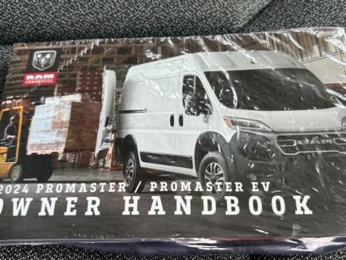 Used 2024 RAM ProMaster 2500 w/ Convenience Group FWD image 38
