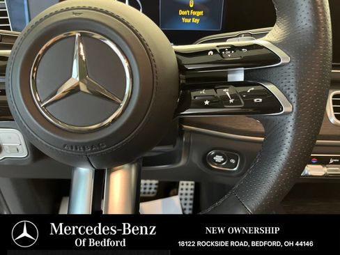 Used 2026 Mercedes-Benz GLS 580 4MATIC image 26