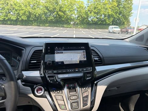 Certified 2024 Honda Odyssey Elite image 16