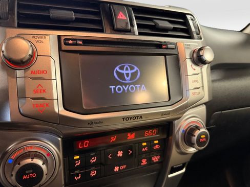 Used 2013 Toyota 4Runner Limited AWD/4WD image 21