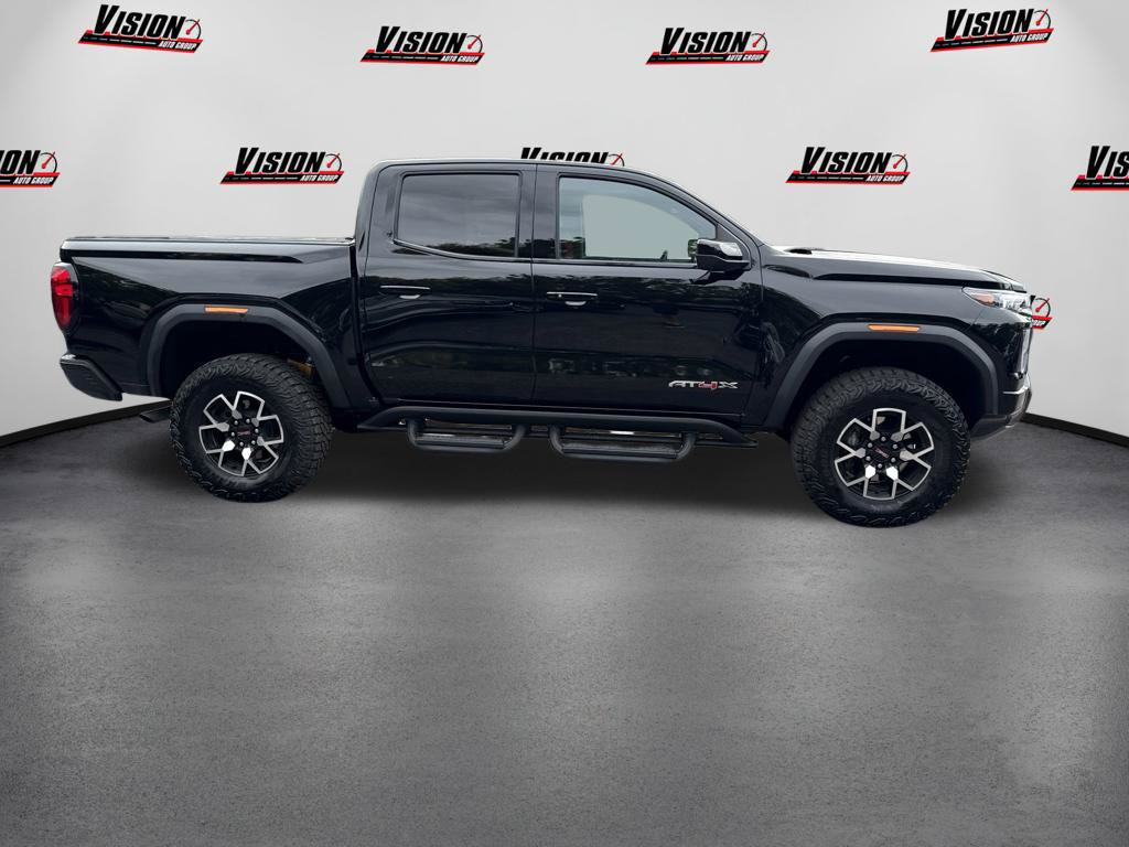 Used 2025 GMC Canyon AT4 w/ AT4X Package AWD/4WD image 4