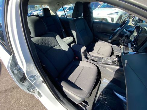 Used 2025 Toyota Corolla LE image 27