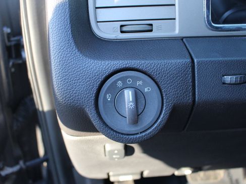 Used 2014 Lincoln Navigator 2WD w/ Equipment Group 101A image 18