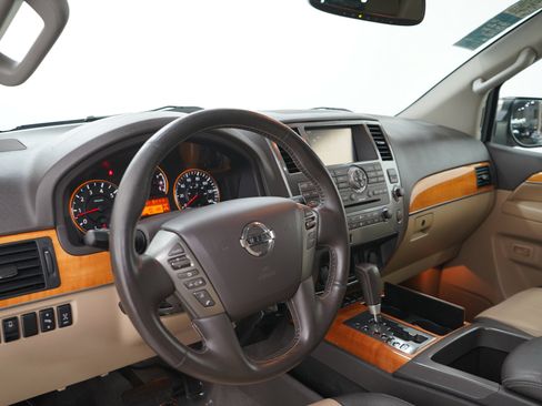 Used 2014 Nissan Armada Platinum w/ Platinum Reserve Package AWD/4WD image 29