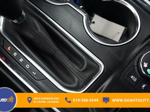 Used 2020 Chevrolet Traverse Premier w/ Redline Edition FWD image 27