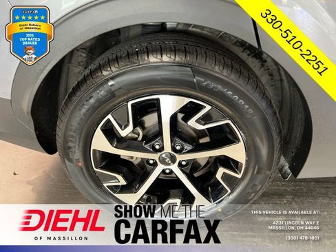 Used 2024 Kia Sportage EX FWD image 9