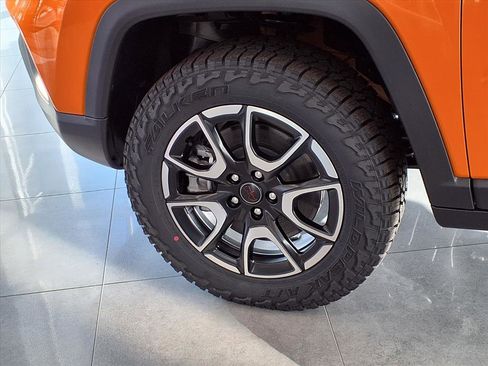 New 2026 Jeep Compass Trailhawk w/ Sun, Sound & Navigation Group image 25