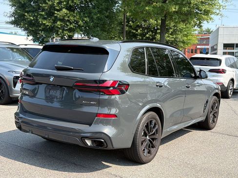 Used 2024 BMW X5 xDrive40i w/ M Sport Package AWD/4WD image 9