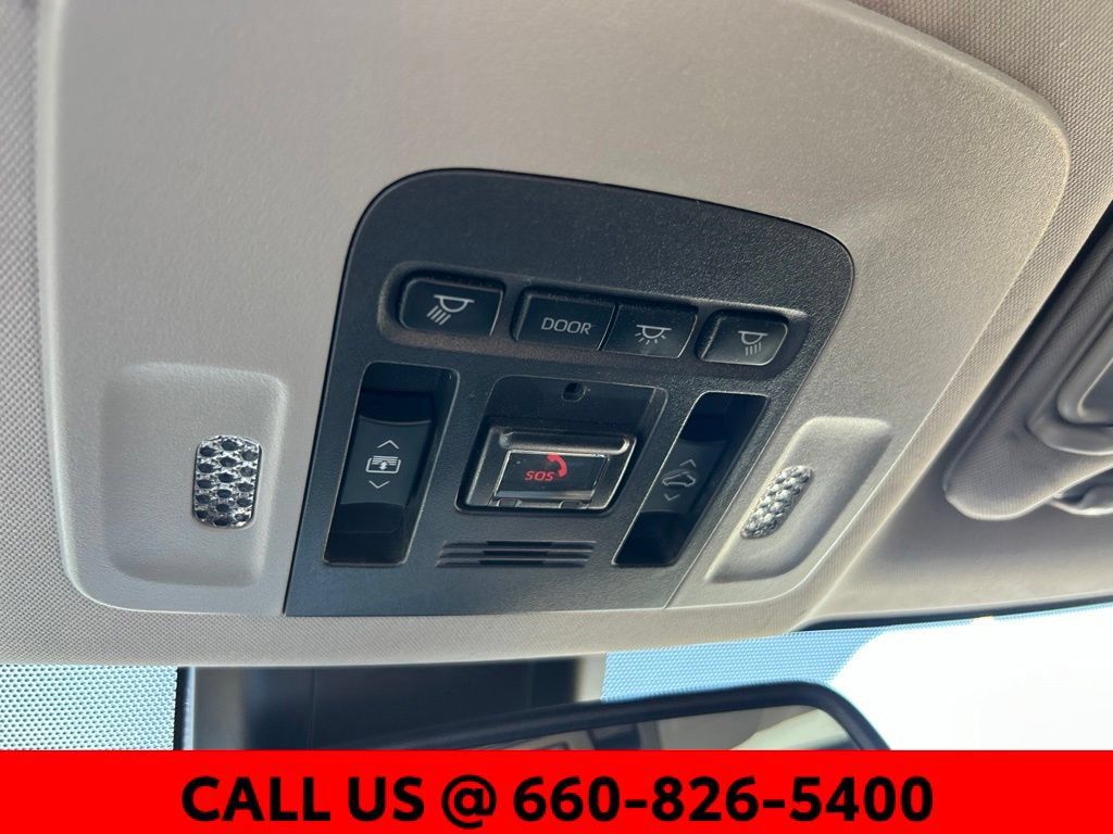 Used 2021 Toyota Camry XSE FWD image 22