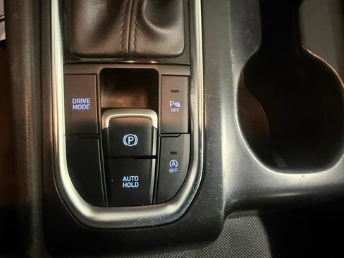 Used 2019 Hyundai Santa Fe SEL FWD image 38