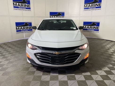 Used 2022 Chevrolet Malibu LS FWD image 15