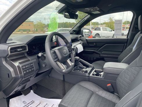 New 2025 Toyota 4Runner TRD Off-Road Premium image 15