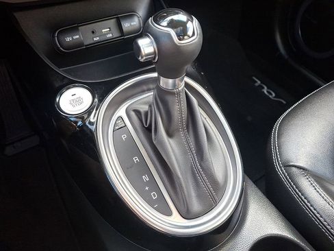 Certified 2019 Kia Soul + w/ Primo Package image 15