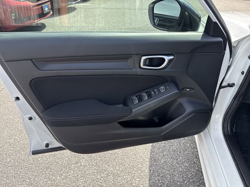 Used 2024 Honda Civic Sport image 14