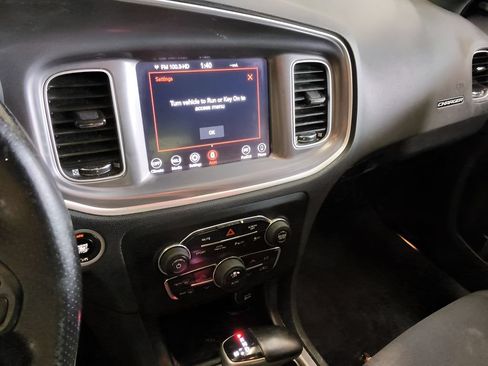 Used 2020 Dodge Charger R/T RWD image 22
