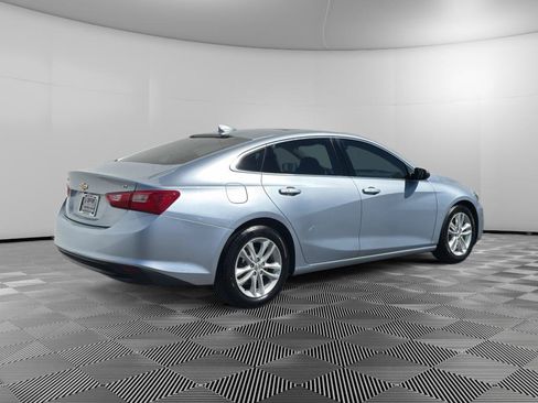 Used 2018 Chevrolet Malibu LT FWD image 5
