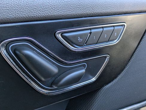 Used 2020 Lincoln Corsair Reserve w/ Elements Package FWD image 19