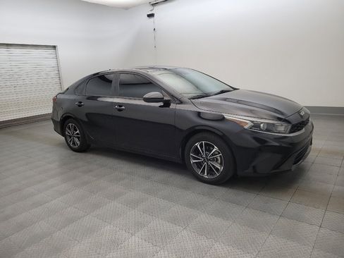 Used 2022 Kia Forte LXS FWD image 11
