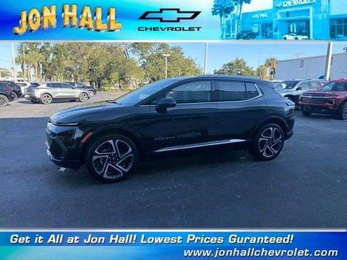 New 2026 Chevrolet Equinox EV LT image 3