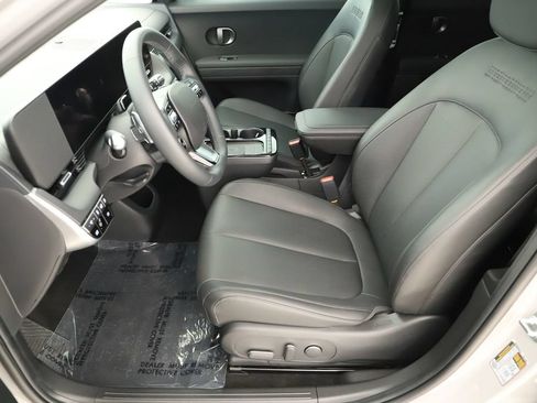 Used 2025 Hyundai Ioniq 5 SEL RWD image 23