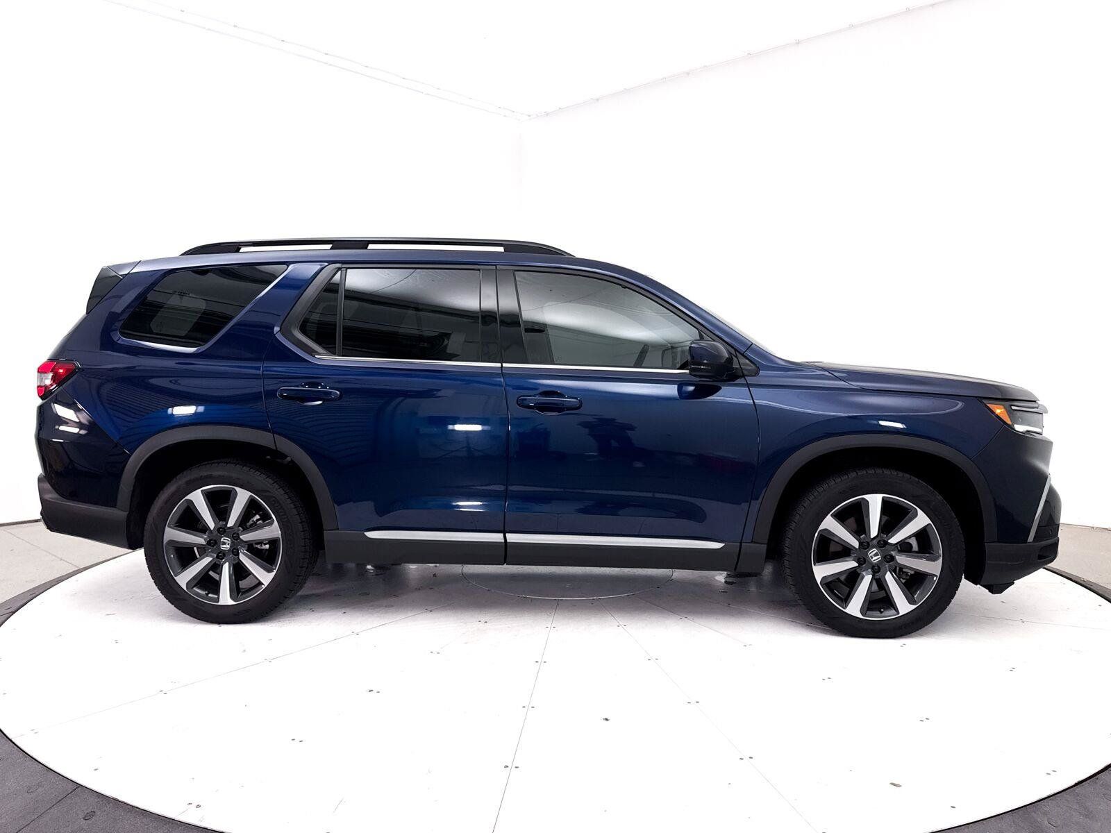 Used 2024 Honda Pilot Touring image 43