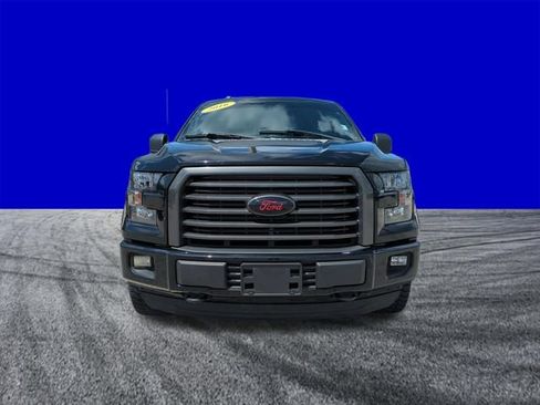 Used 2016 Ford F150 XLT w/ Equipment Group 302A Luxury AWD/4WD image 9