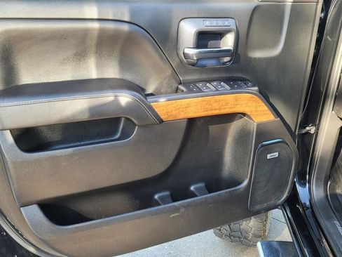 Used 2018 Chevrolet Silverado 3500 High Country w/ Duramax Plus Package image 21