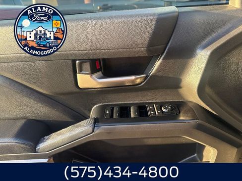 Used 2025 Toyota Tacoma TRD Off-Road image 3