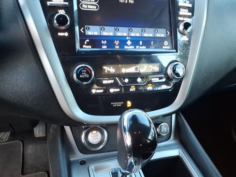 Used 2021 Nissan Murano SV image 17