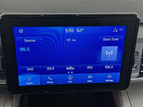 Used 2021 Ford Explorer XLT w/ Equipment Group 202A image 21