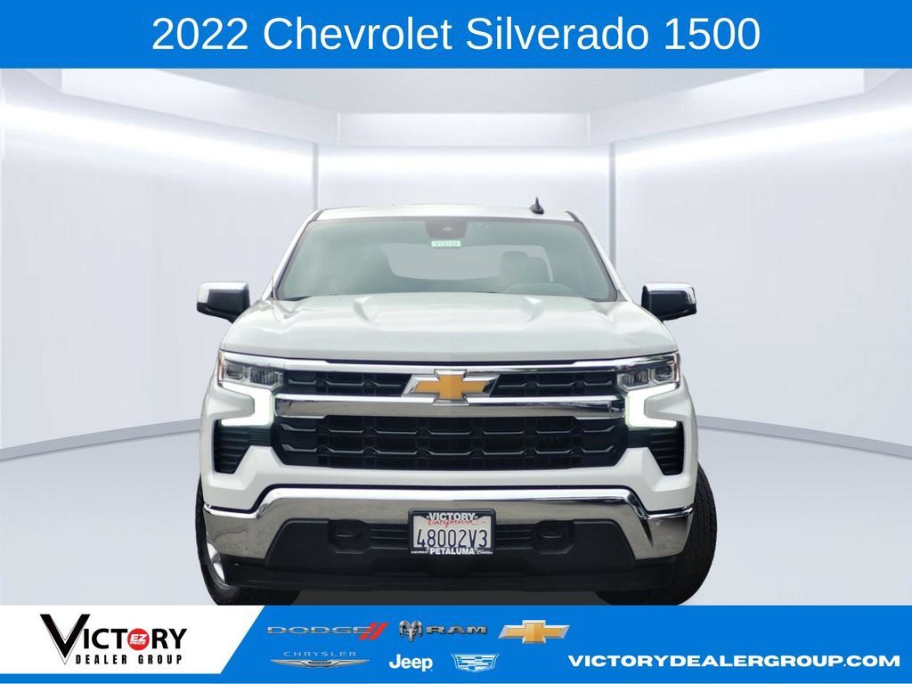 Used 2022 Chevrolet Silverado 1500 LT AWD/4WD image 3
