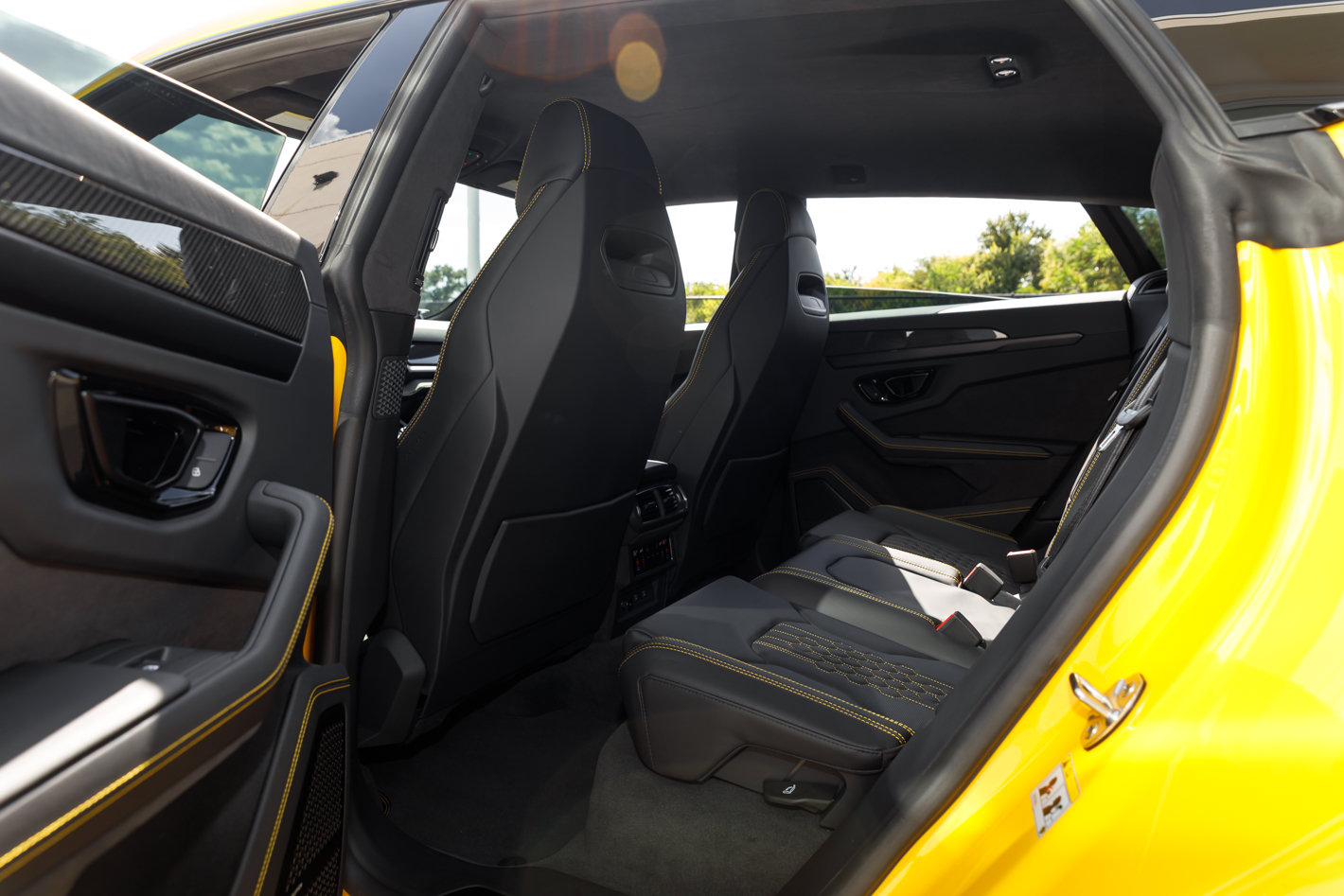 Used 2025 Lamborghini Urus S AWD/4WD image 39