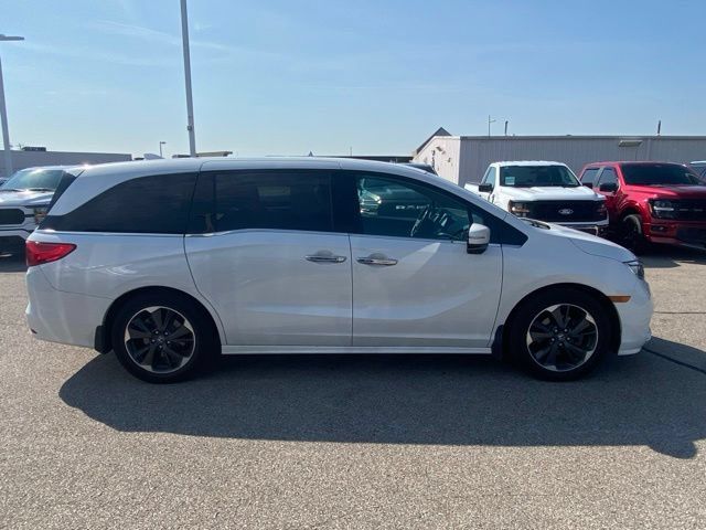 Used 2023 Honda Odyssey Elite image 4
