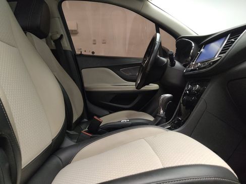 Used 2019 Buick Encore Preferred w/ Safety Package FWD image 21