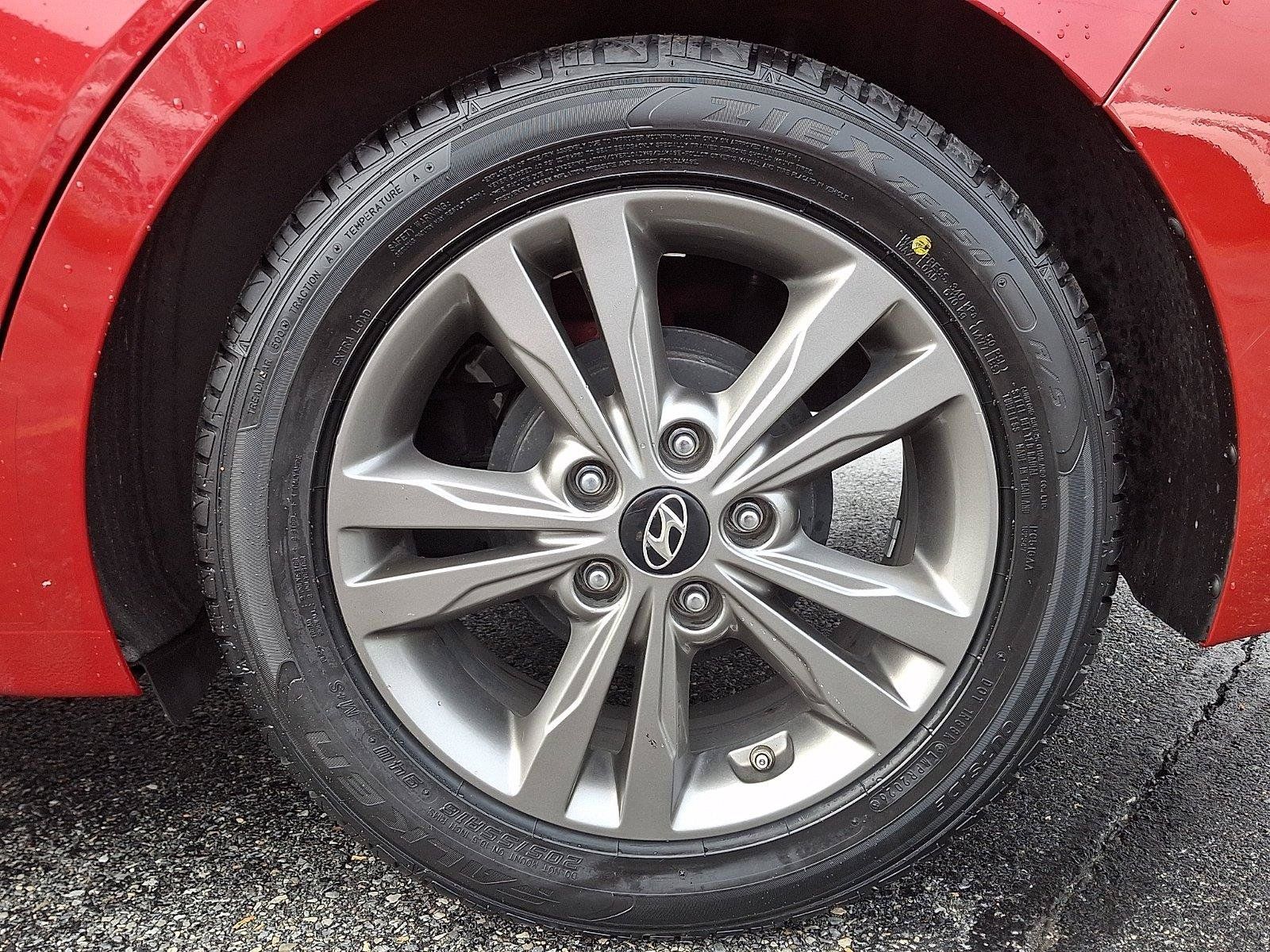 Used 2017 Hyundai Elantra SE FWD image 8