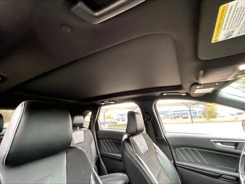 Used 2022 Ford Edge ST w/ Equipment Group 401A image 13