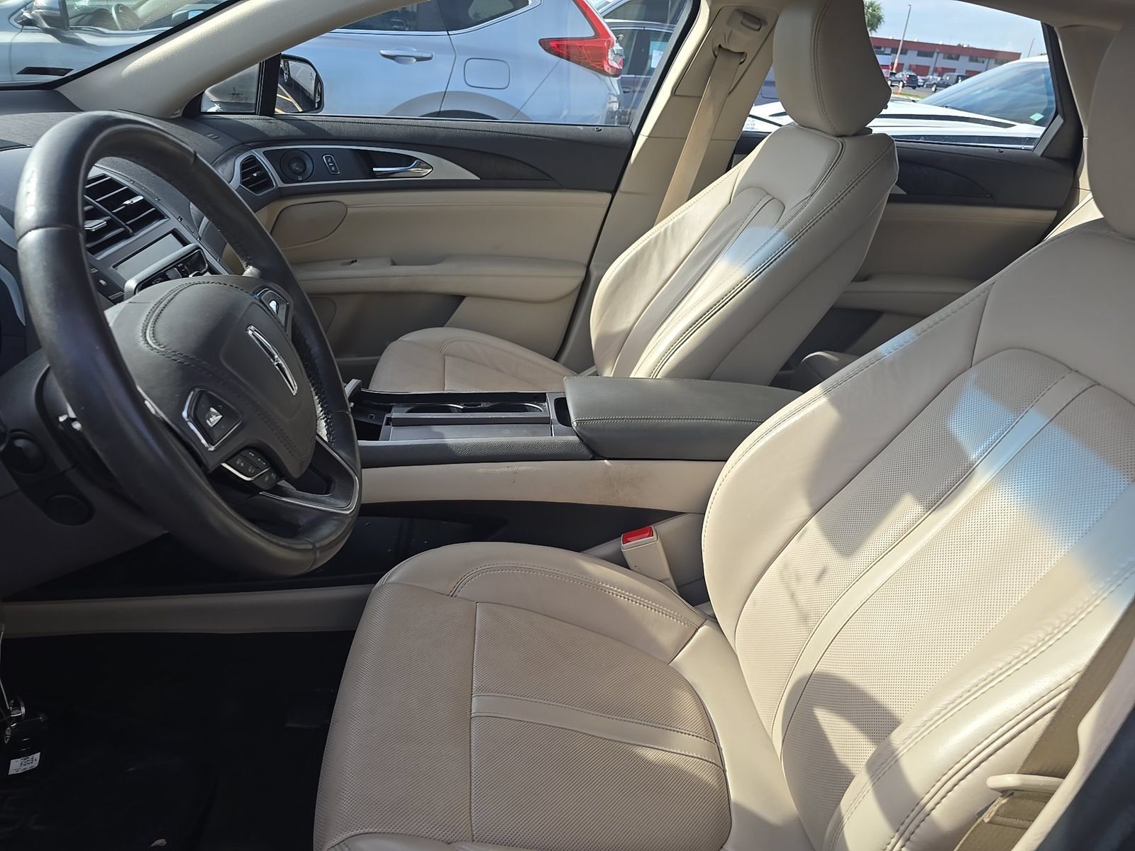 Used 2020 Lincoln MKZ Reserve w/ Elements Package AWD/4WD image 5