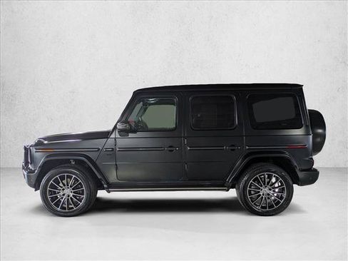 Used 2022 Mercedes-Benz G 550 image 9