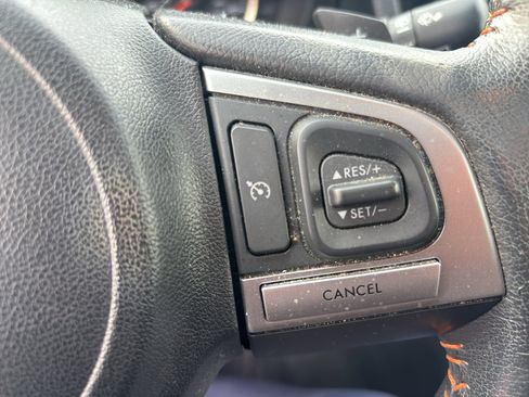 Used 2016 Subaru Crosstrek 2.0i Premium w/ Moonroof Package image 11