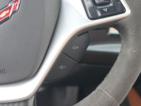 Used 2019 Chevrolet Corvette Z06 RWD image 23