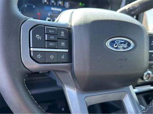 New 2025 Ford F250 Lariat w/ Lariat Ultimate Package image 25