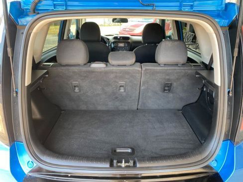 Used 2016 Kia Soul + w/ Designer's Package FWD image 10