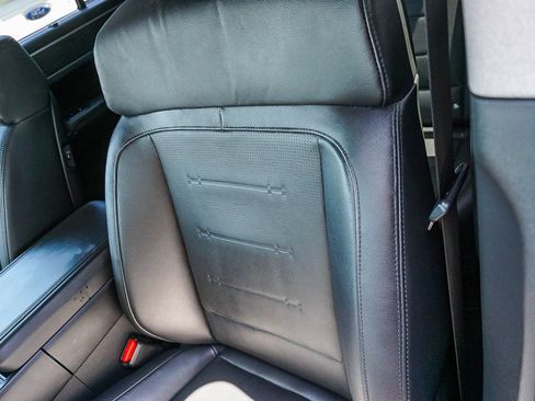 Used 2025 Hyundai Santa Fe Limited FWD image 21